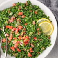 tabbouleh parsley_ tomatoes_ onions_ bulgur_ lemon juice_ olive oil